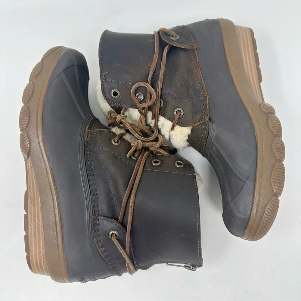 Sperry Saltwater Edge Sherpa Duck Boots